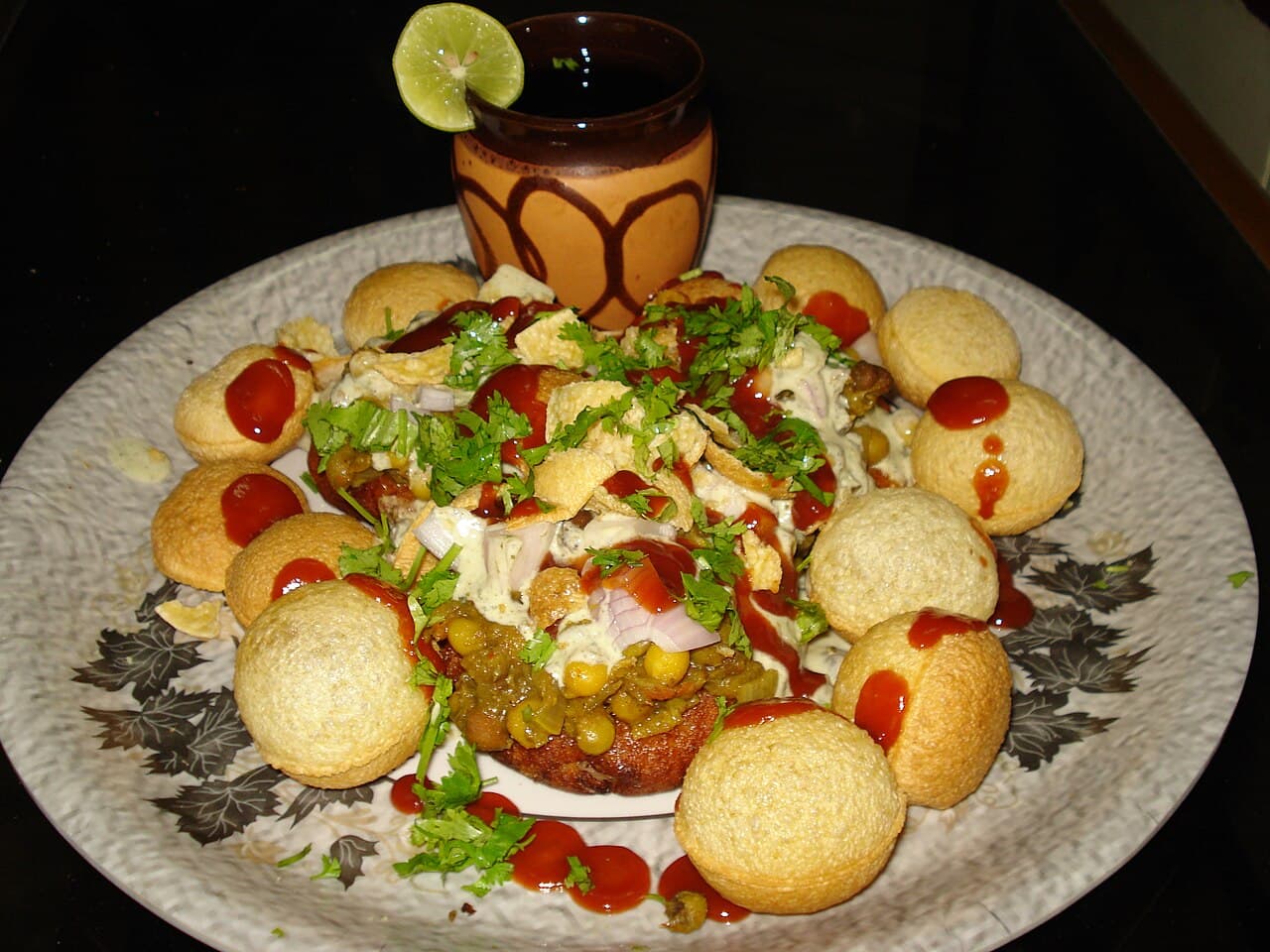 Aloo Tikki Chaat